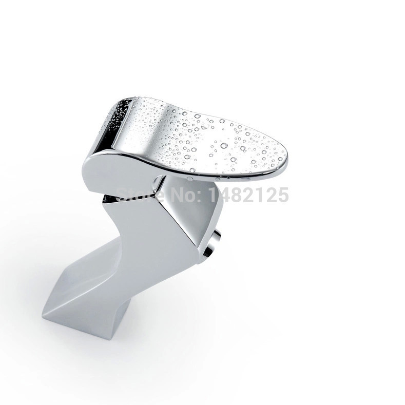 lovely shape patent design brass single handle pedal faucet