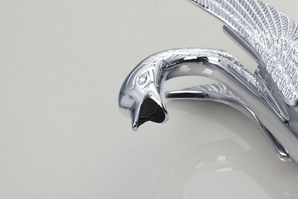 swan design chrome basin faucets deck mounted tap mixer single lever bathroom sink faucet 9810g-2