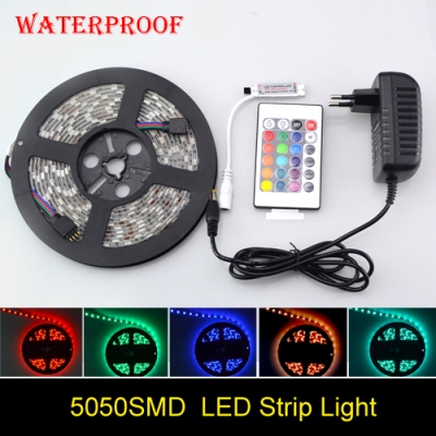 5m 60led/m 5050 smd rgb waterproof led strip light ribbon tape + 24 key ir remote controller + dc 12v 3a power supply