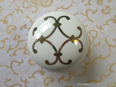 ceramic knobs white gold / shabby chic dresser drawer knobs pulls handles / french country kitchen cabinet knobs pull handle