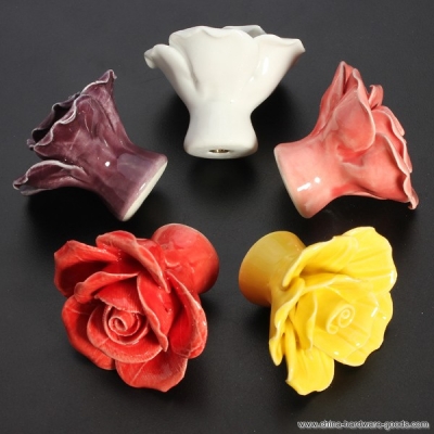 european rose flowers shaped ceramic handles pull knobs kitchen cabinet door cupboard drawer handles with screws [Door knobs|pulls-1009]