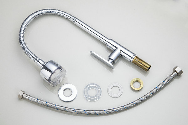 led spout solid brass kitchen sink faucet single handle swivel water outlet tap faucet dl8551-5